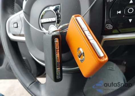 2022 Volvo S60 B5 Inscription z USA, uszkodzony, nr VIN 7JRL12TLXNG160544